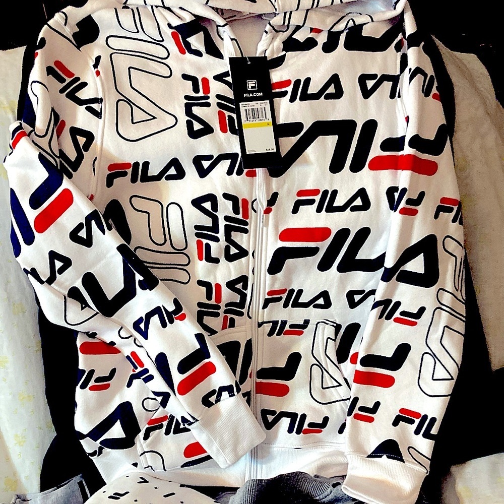 NWT FILA logo full zip hoodie sweatshirt. Soft and fuzzy inside size M
